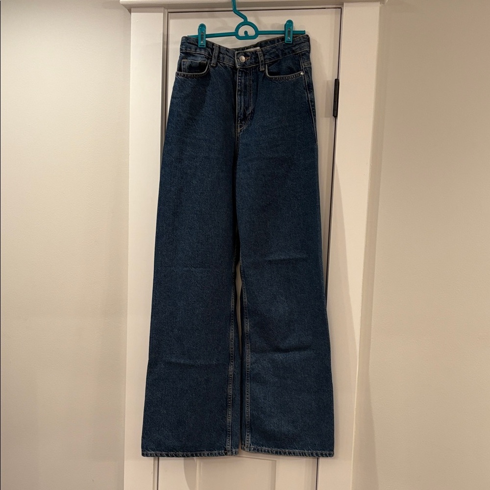 Like NEW Zara Dark Blue Flare & Wide Leg Jeans